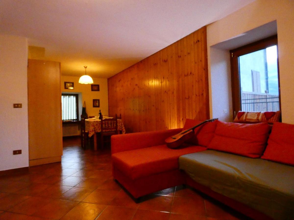 Balcone Sul Rutor Apartment Introd Bagian luar foto